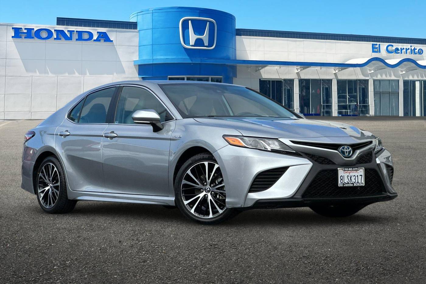 2019 Toyota Camry Hybrid SE — Sedan — 27,968 mi — El Cerrito, CA
