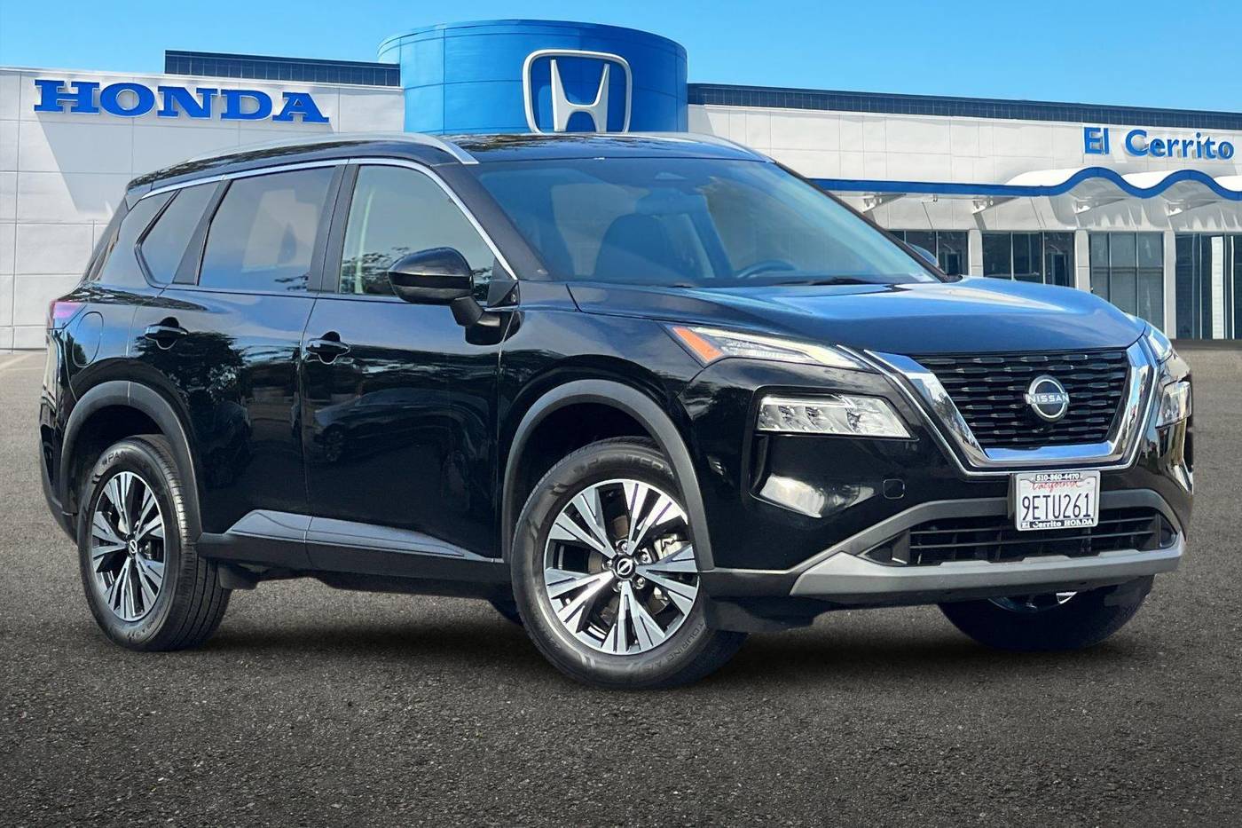 2023 Nissan Rogue SV — SUV — 29,642 mi — El Cerrito, CA