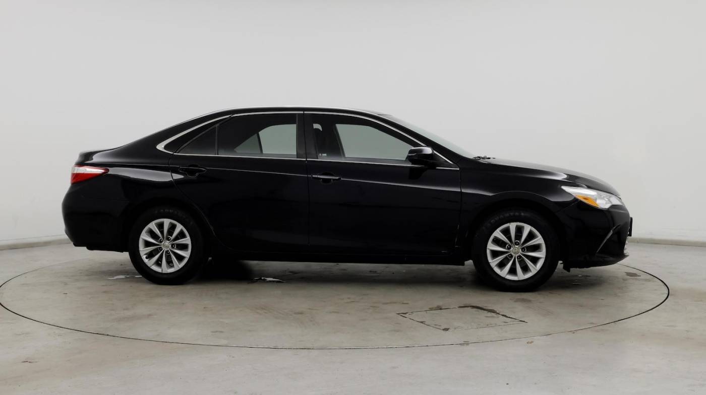 2017 Toyota Camry LE — Sedan — 124,773 mi — Winchester, VA