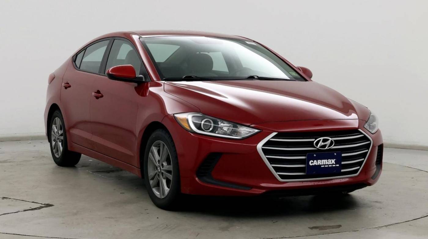 2017 Hyundai Elantra SE — Sedan — 62,106 mi — Winchester, VA