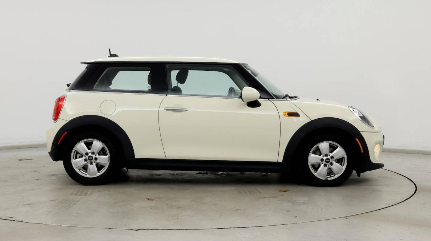 2019 MINI Hardtop Cooper — Hatchback — 42,186 mi — Winchester, VA