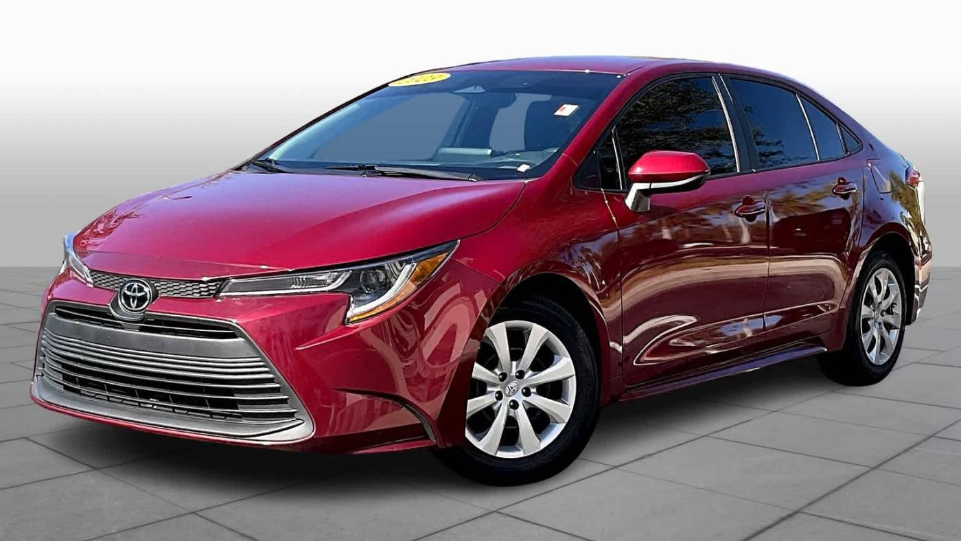 2023 Toyota Corolla LE — Sedan — 31,016 mi — Estero, FL