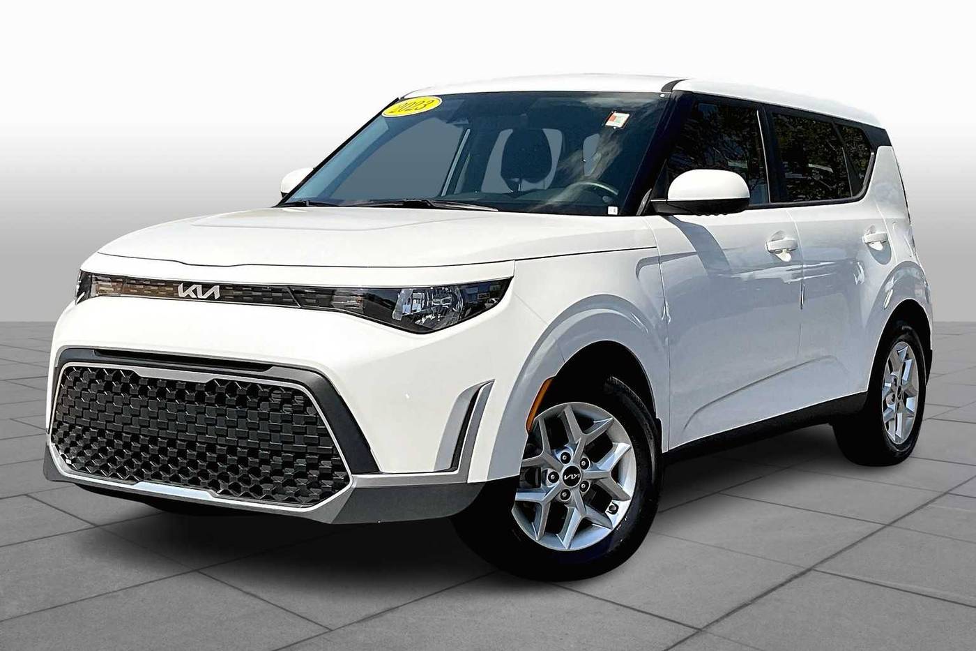 2023 Kia Soul LX — Hatchback — 35,012 mi — Estero, FL