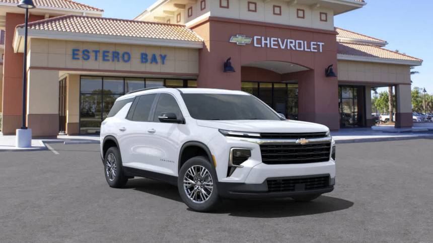 2024 Chevrolet Traverse LT — SUV — 1,327 mi — Estero, FL