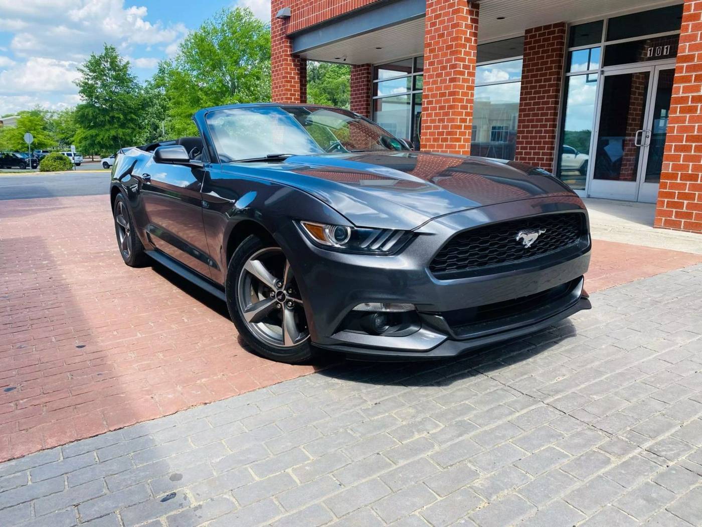 2015 Ford Mustang V6 — Convertible — 52,070 mi — Stafford, VA