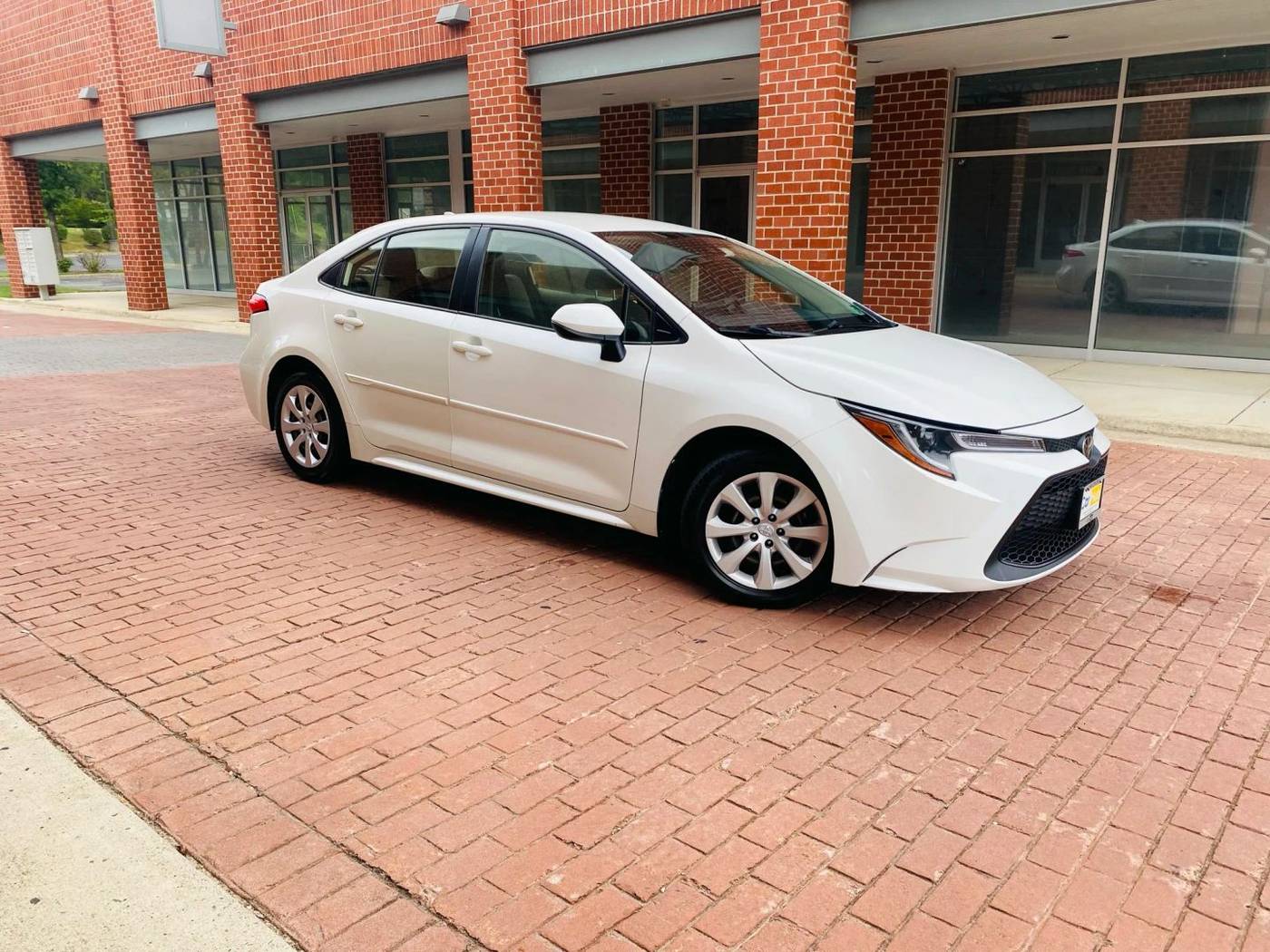 2021 Toyota Corolla LE — Sedan — 84,152 mi — Stafford, VA