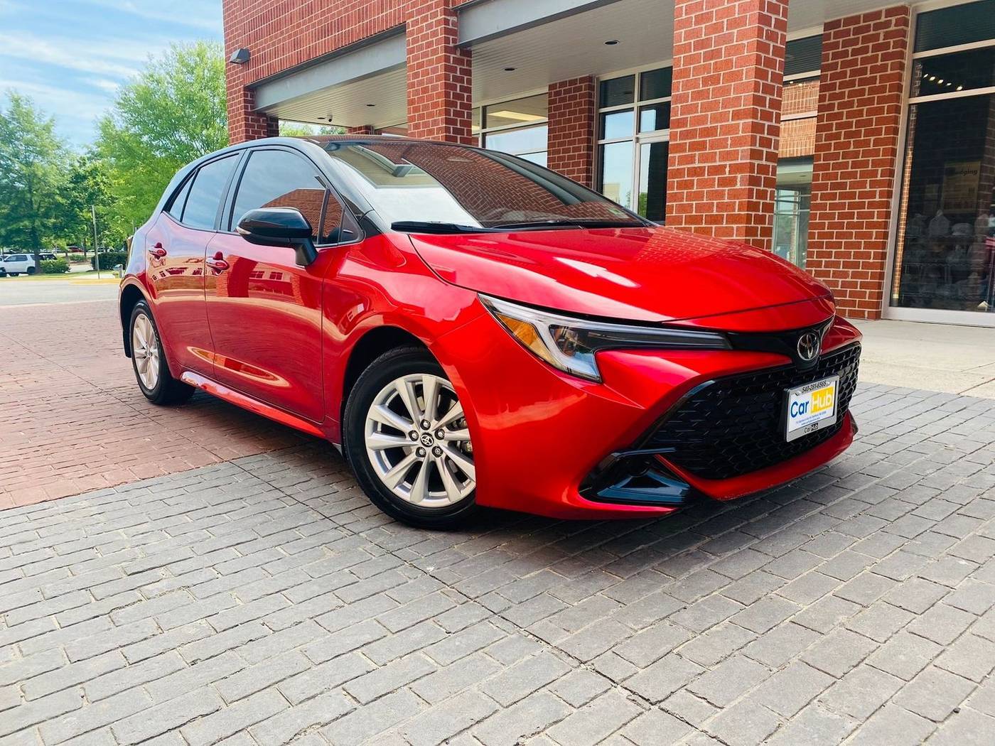 2023 Toyota Corolla Hatchback SE — Hatchback — 19,293 mi — Stafford, VA