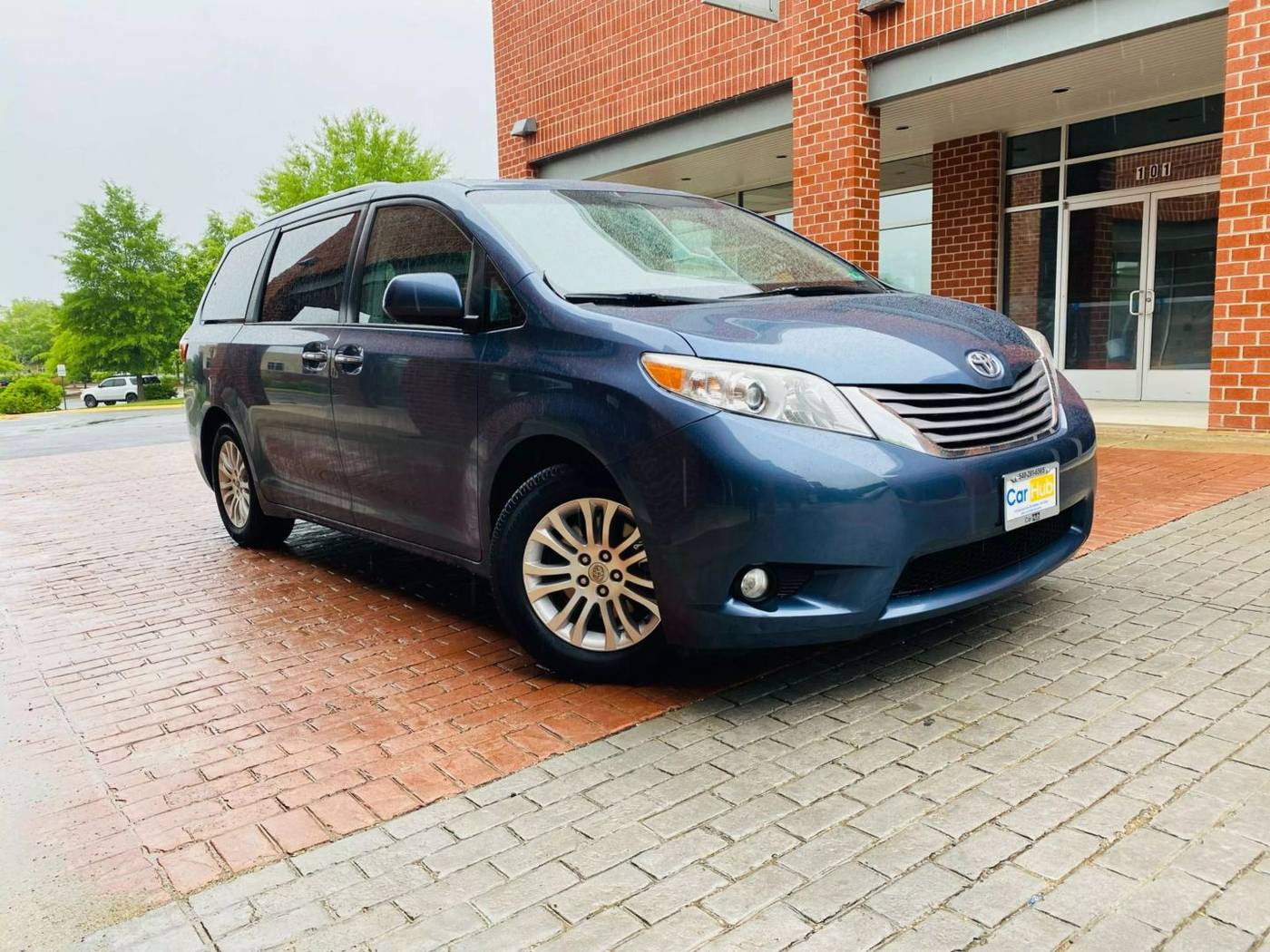 2015 Toyota Sienna XLE — Minivan — 154,053 mi — Stafford, VA