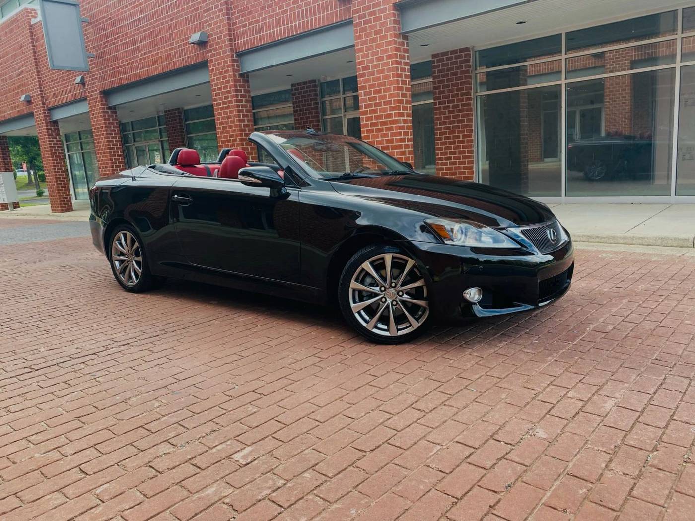 2015 Lexus IS IS 250C — Convertible — 111,421 mi — Stafford, VA