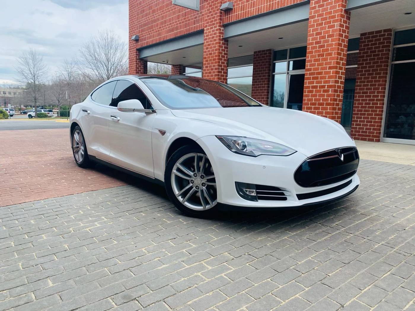 2013 Tesla Model S P85 — Hatchback — 106,637 mi — Stafford, VA
