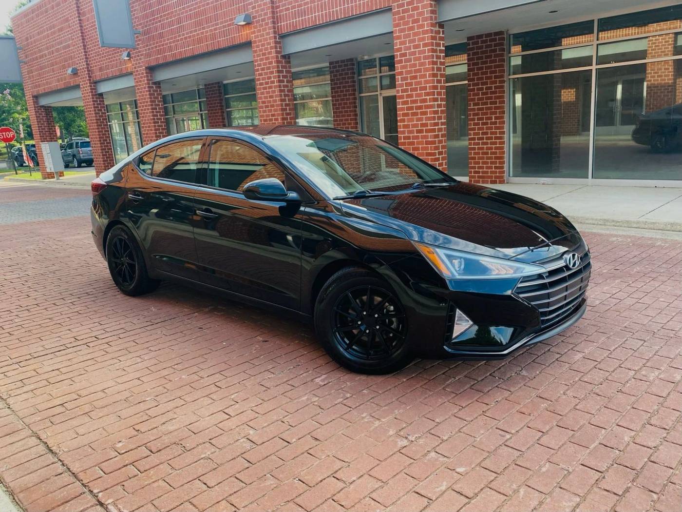 2019 Hyundai Elantra SE — Sedan — 120,878 mi — Stafford, VA