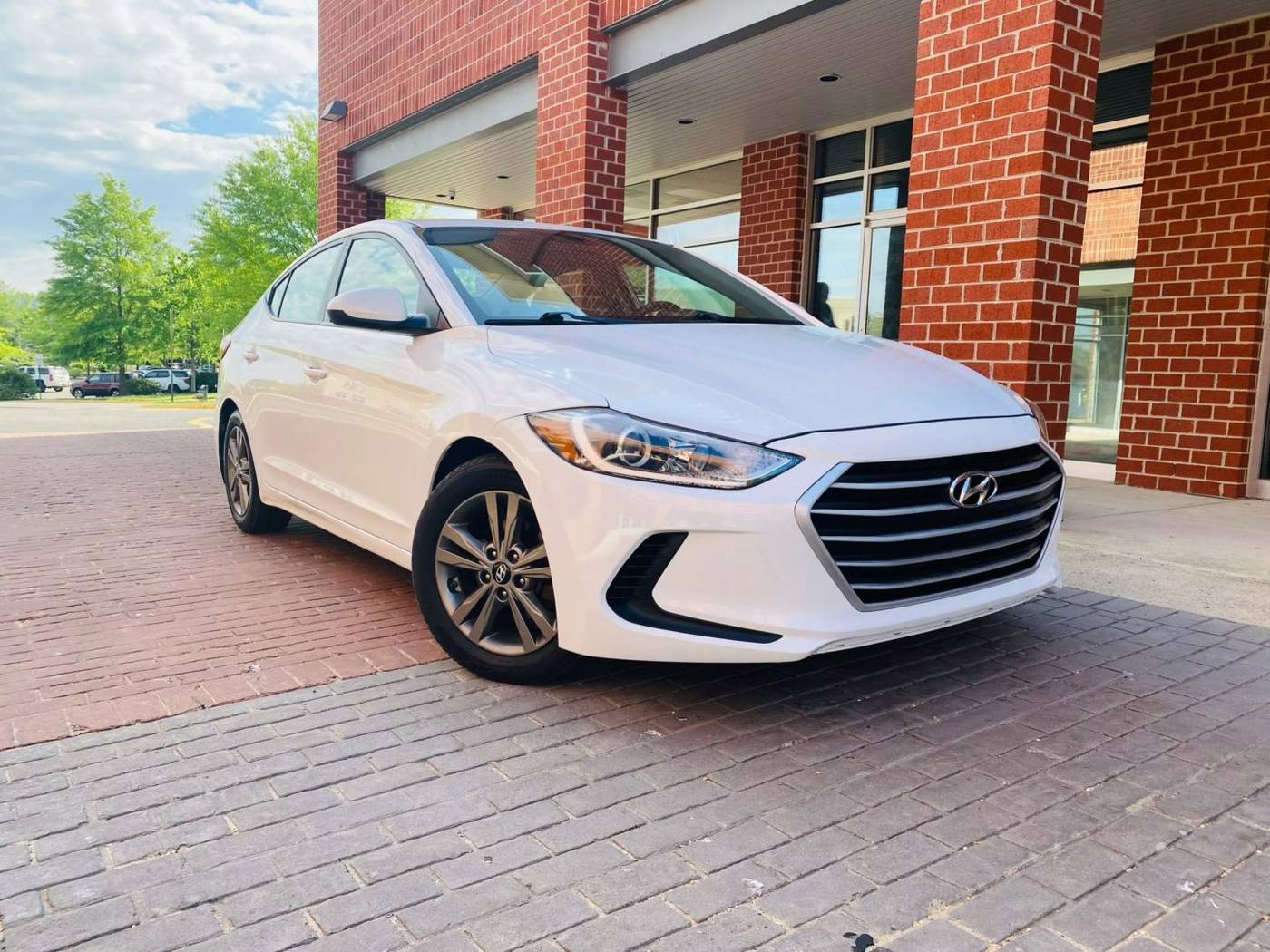 2018 Hyundai Elantra SEL — Sedan — 60,746 mi — Stafford, VA