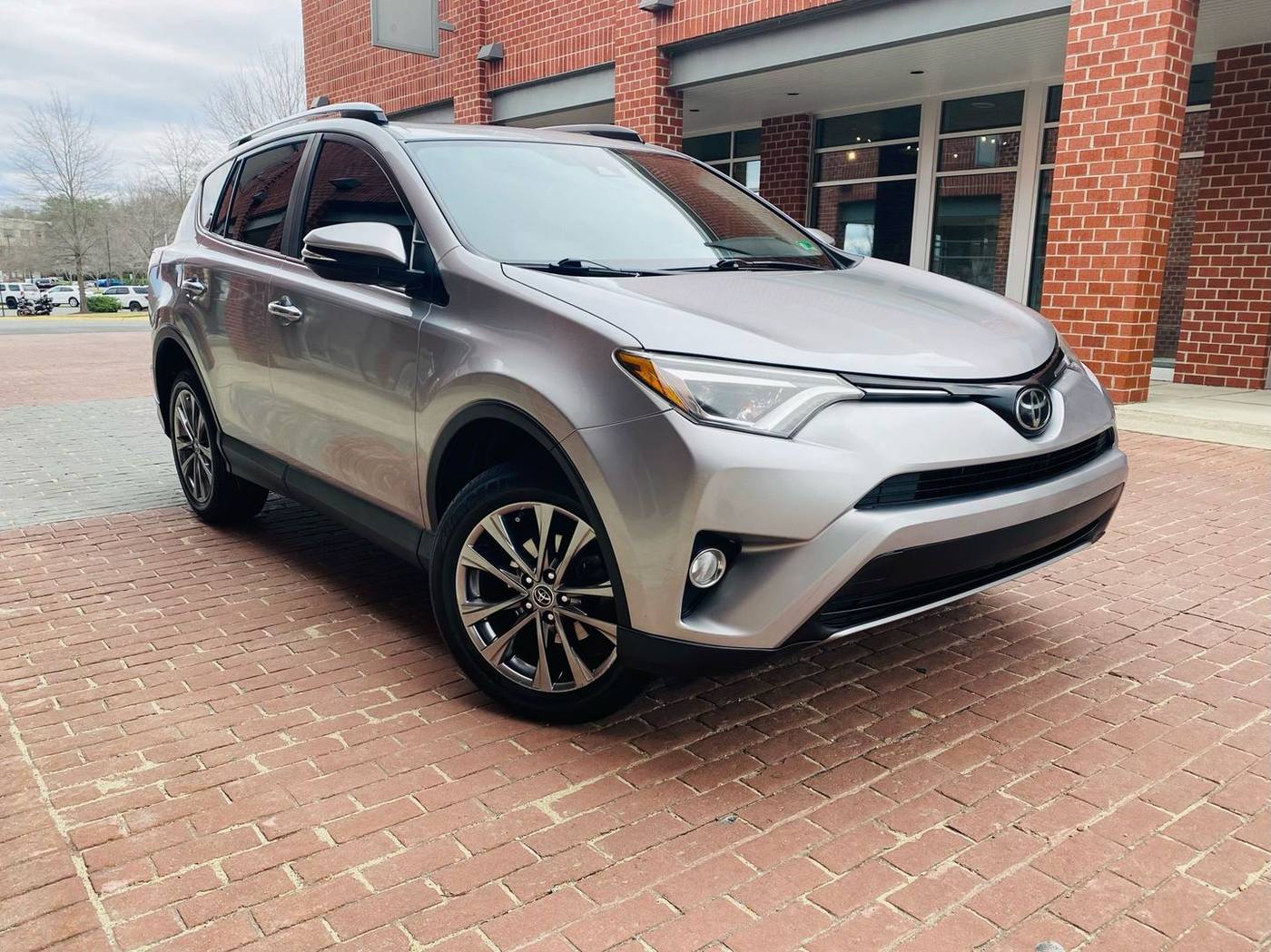 2018 Toyota RAV4 Limited — SUV — 106,192 mi — Stafford, VA