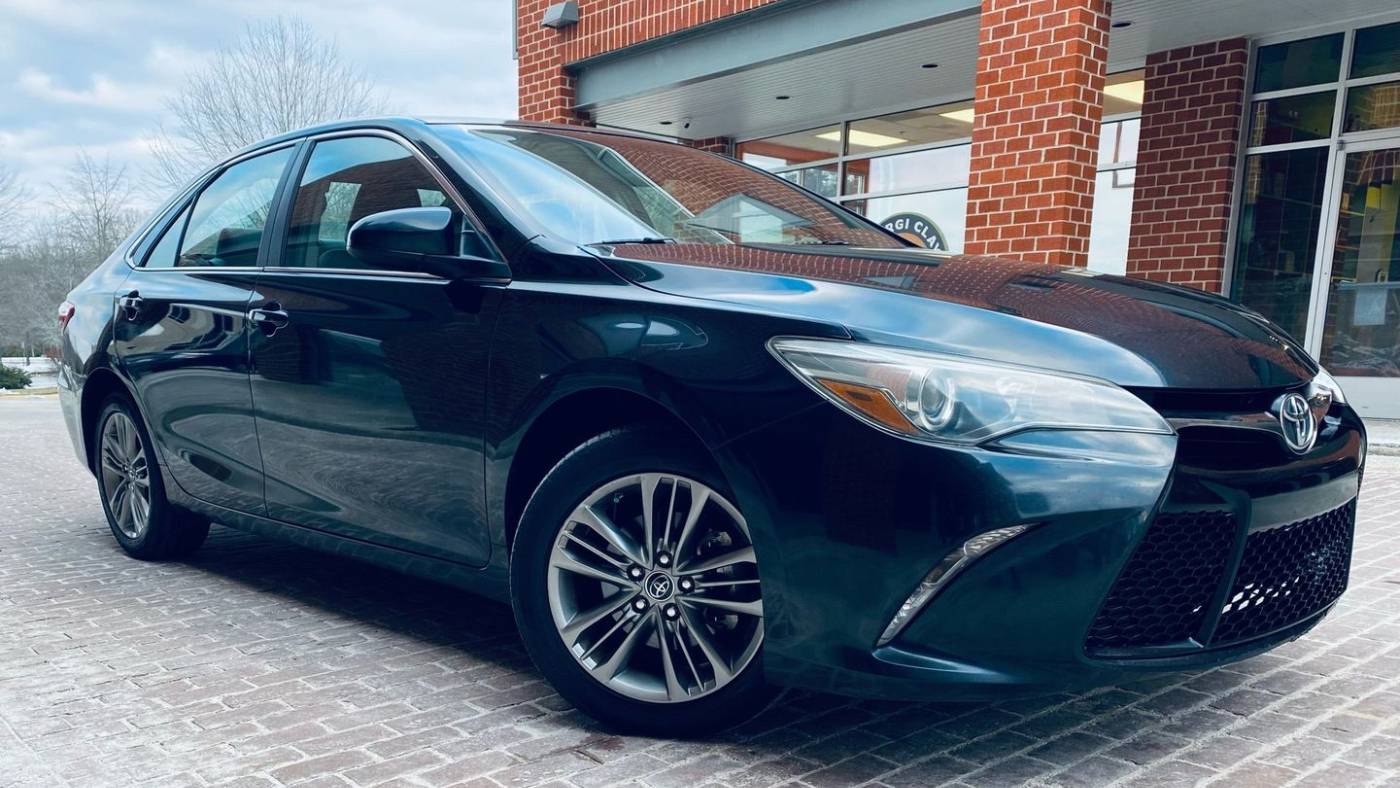 2015 Toyota Camry SE — Sedan — 159,369 mi — Stafford, VA