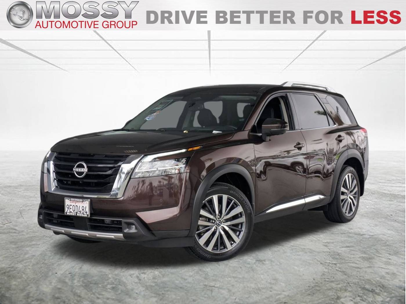 2022 Nissan Pathfinder Platinum — SUV — 19,985 mi — Escondido, CA
