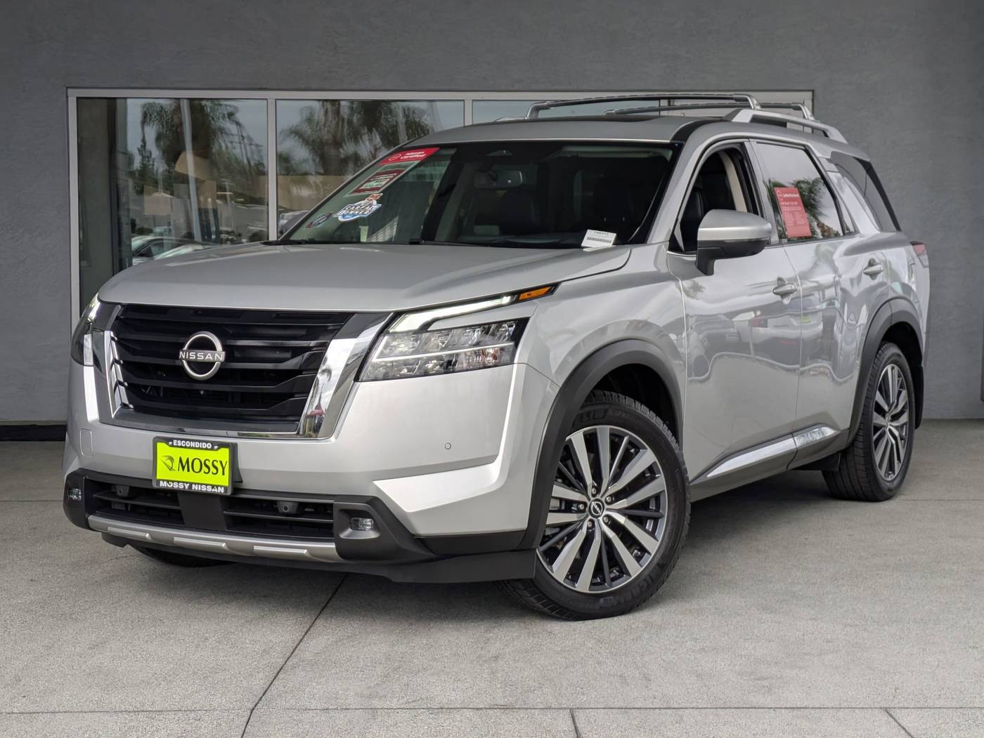 2022 Nissan Pathfinder Platinum — SUV — 49,716 mi — Escondido, CA