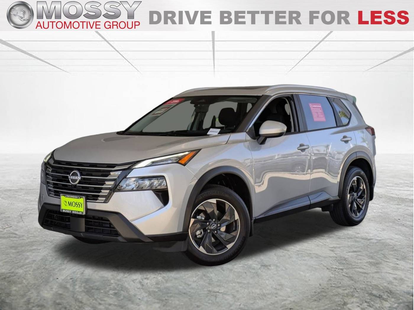 2025 Nissan Rogue SV — SUV — 5,045 mi — Escondido, CA