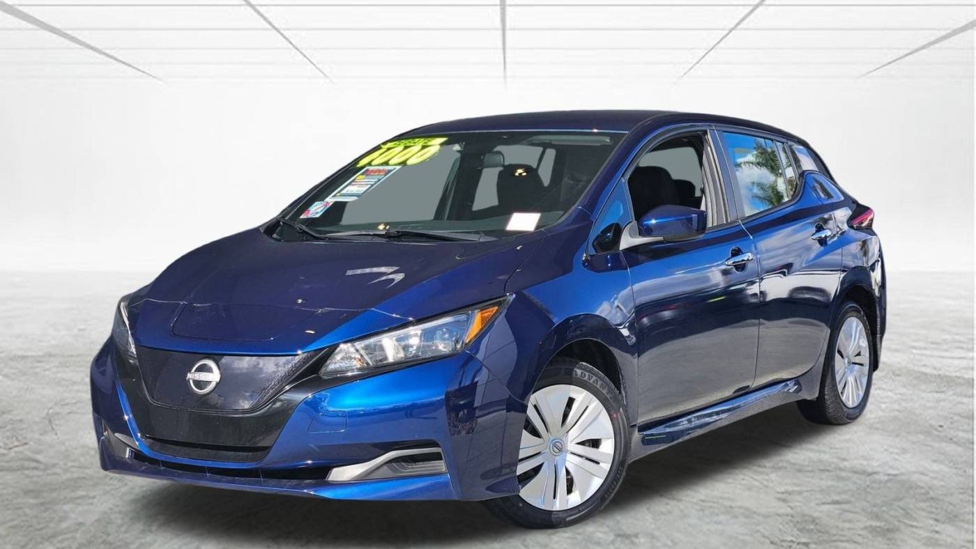 2023 Nissan LEAF S — Hatchback — 17,428 mi — Escondido, CA
