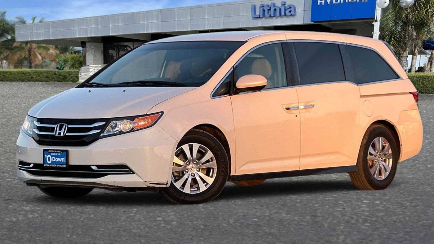 2016 Honda Odyssey SE — Minivan — 90,711 mi — Fresno, CA