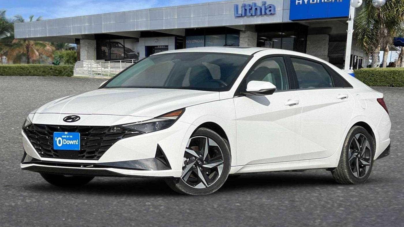 2023 Hyundai Elantra Hybrid Limited — Sedan — 20,141 mi — Fresno, CA