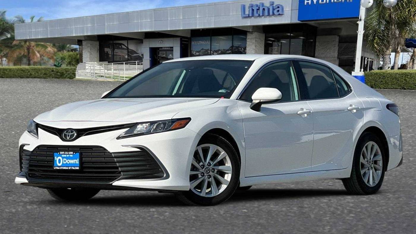2022 Toyota Camry LE — Sedan — 64,919 mi — Fresno, CA