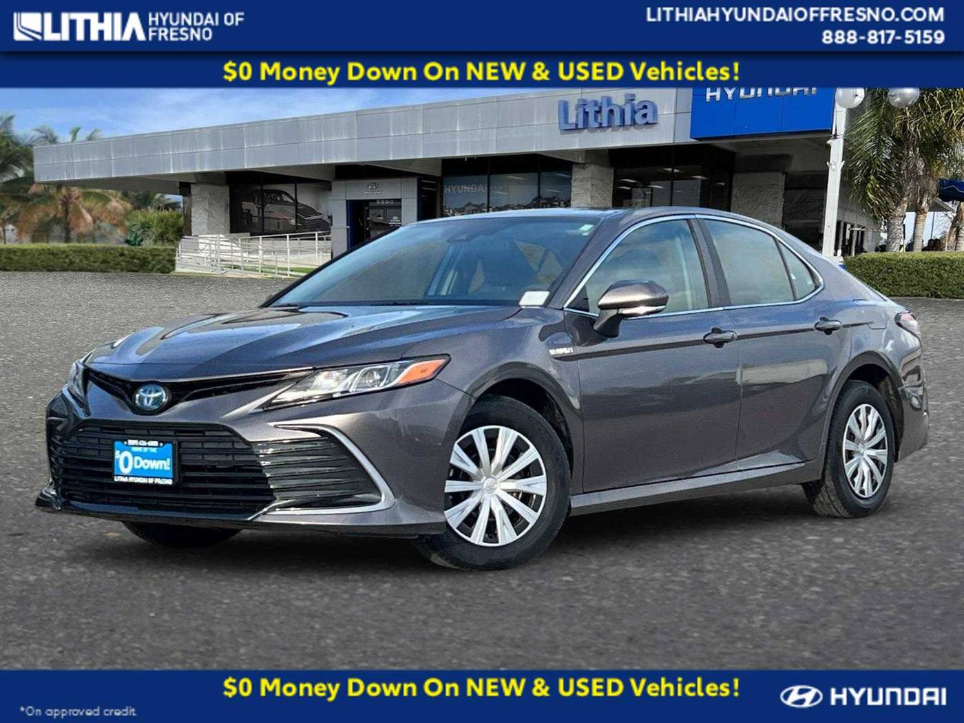 2021 Toyota Camry Hybrid LE — Sedan — 13,696 mi — Fresno, CA
