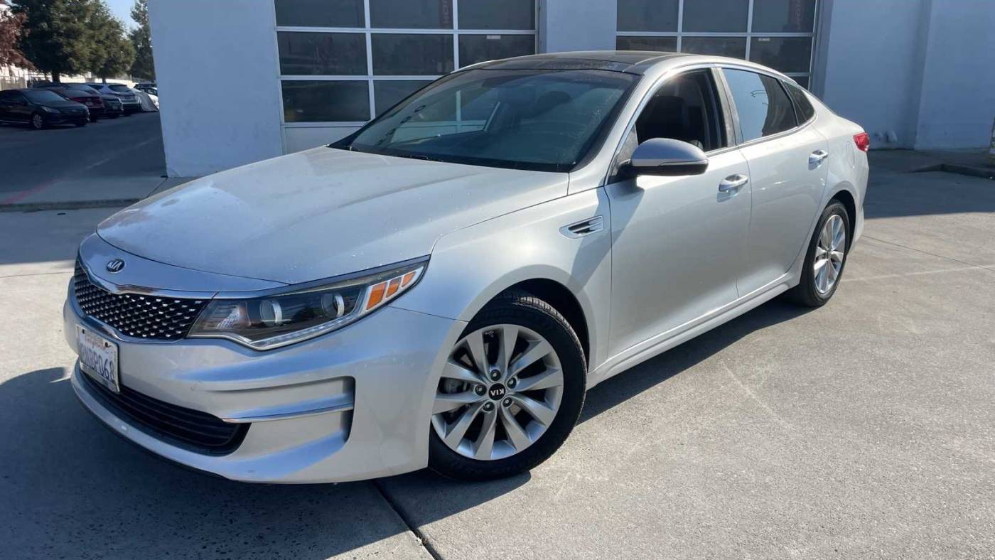2016 Kia Optima EX — Sedan — 84,388 mi — Fresno, CA