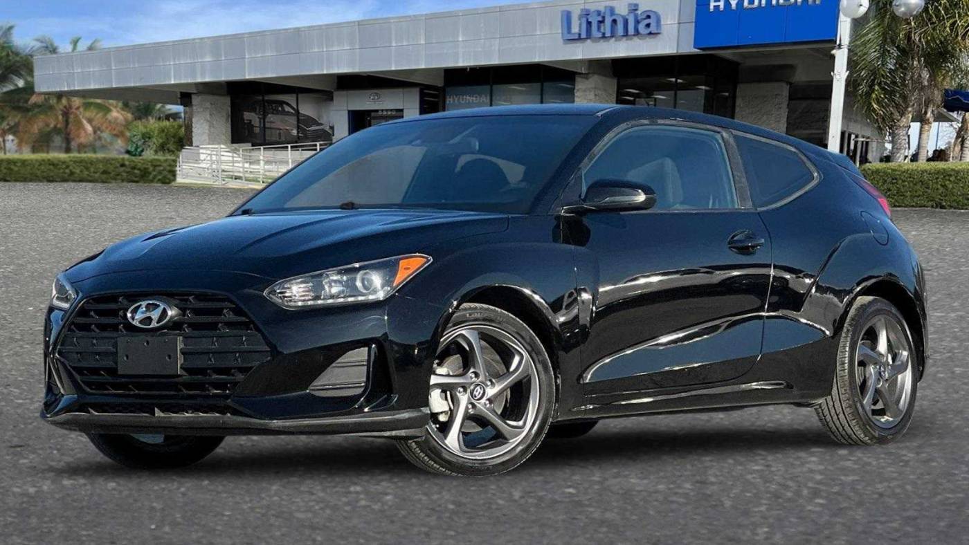 2020 Hyundai Veloster 2.0 — Hatchback — 67,360 mi — Fresno, CA