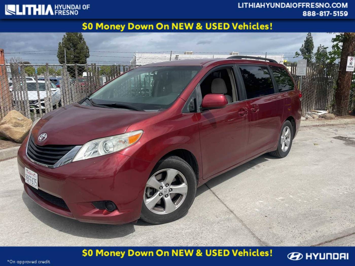 2011 Toyota Sienna LE — Minivan — 151,783 mi — Fresno, CA