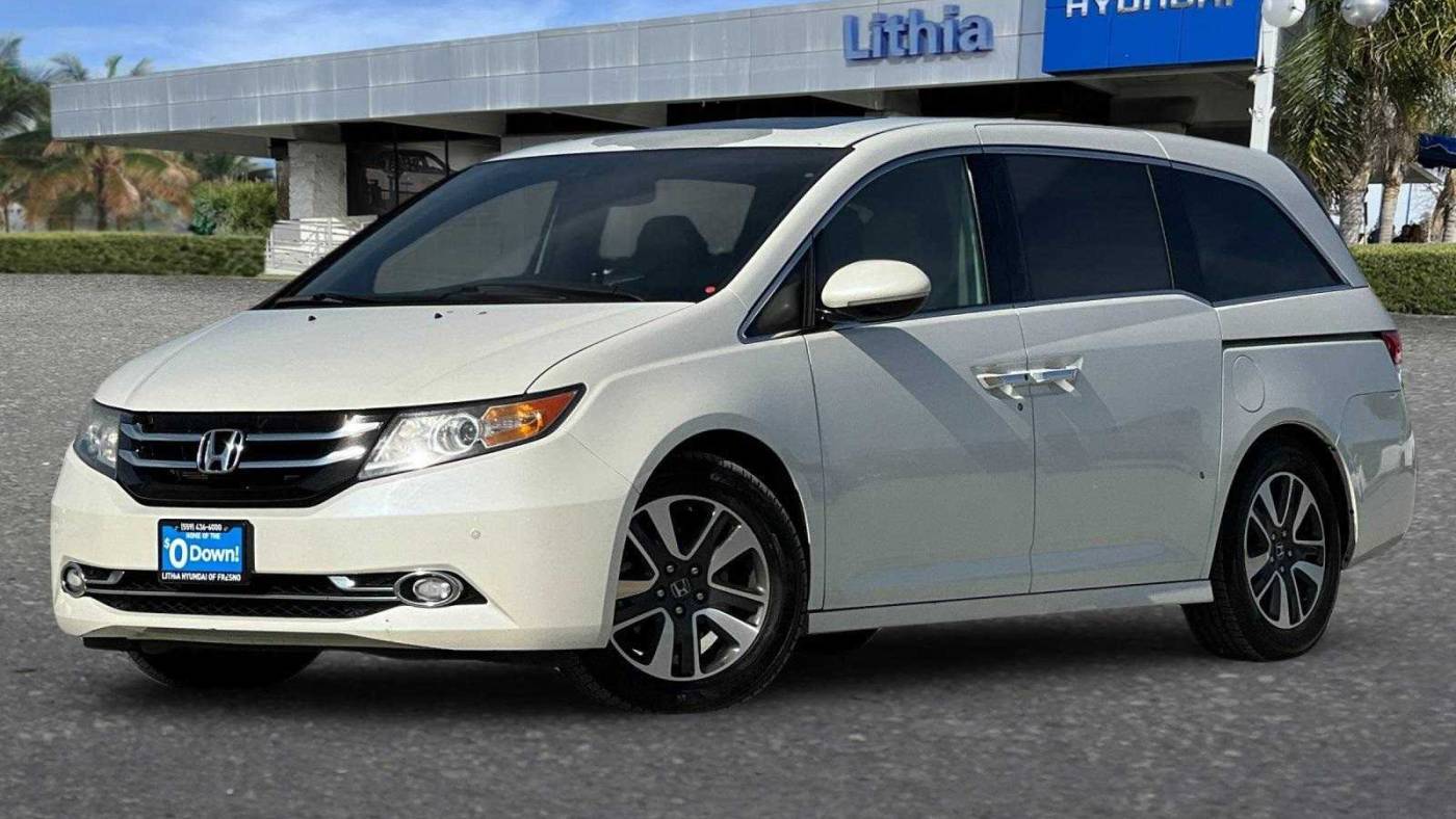 2014 Honda Odyssey Touring — Minivan — 141,839 mi — Fresno, CA