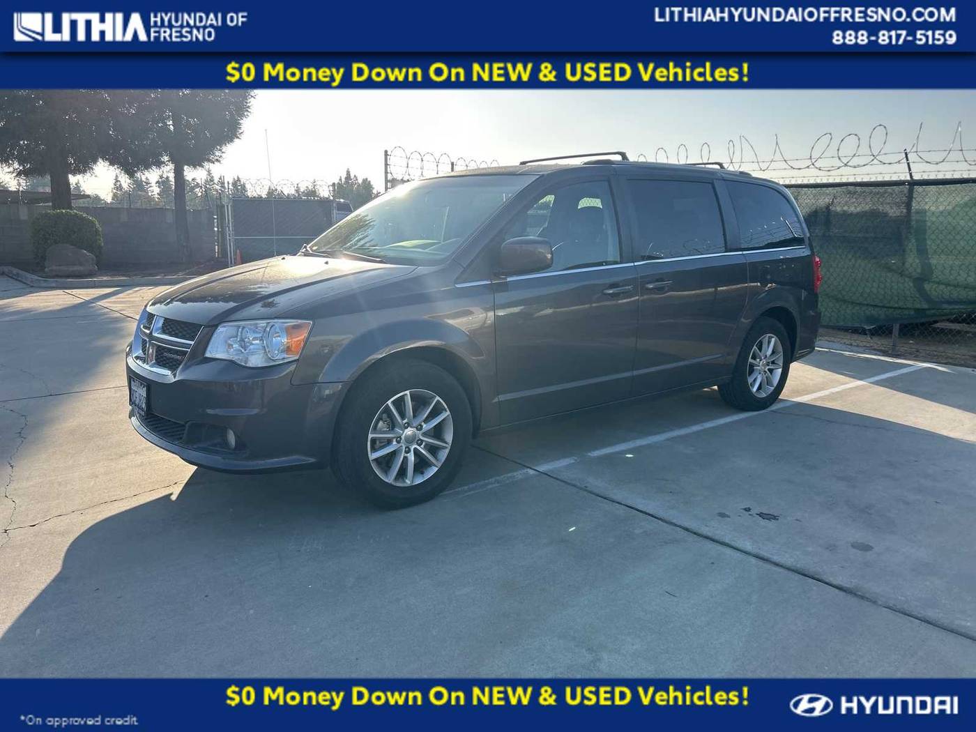 2019 Dodge Grand Caravan SXT — Minivan — 94,601 mi — Fresno, CA