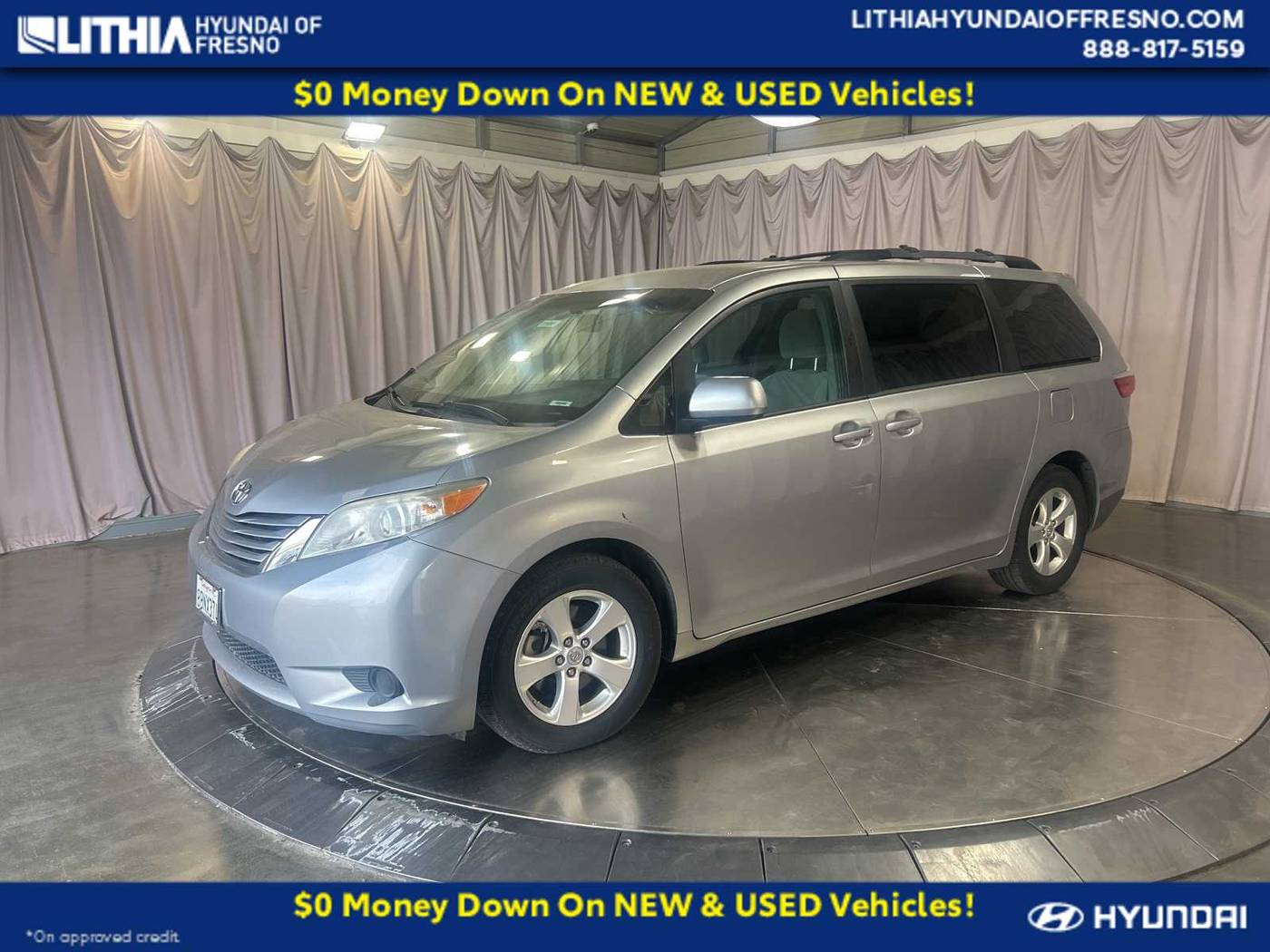 2017 Toyota Sienna LE — Minivan — 172,560 mi — Fresno, CA