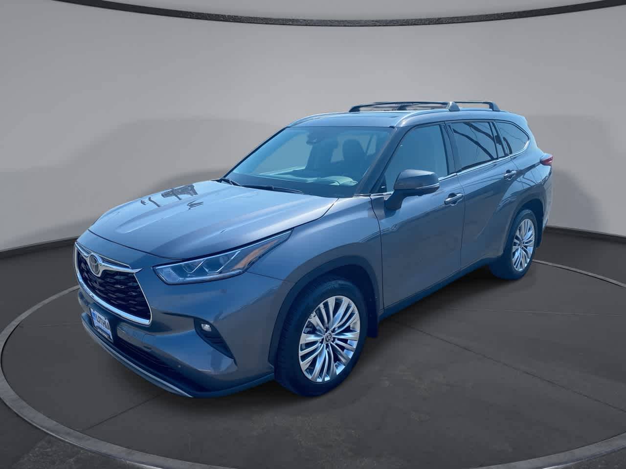 2023 Toyota Highlander Platinum — SUV — 27,448 mi — Medford, OR