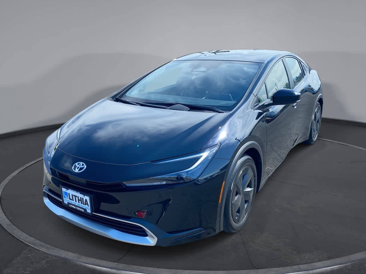 2023 Toyota Prius Prime SE — Hatchback — 8,107 mi — Medford, OR