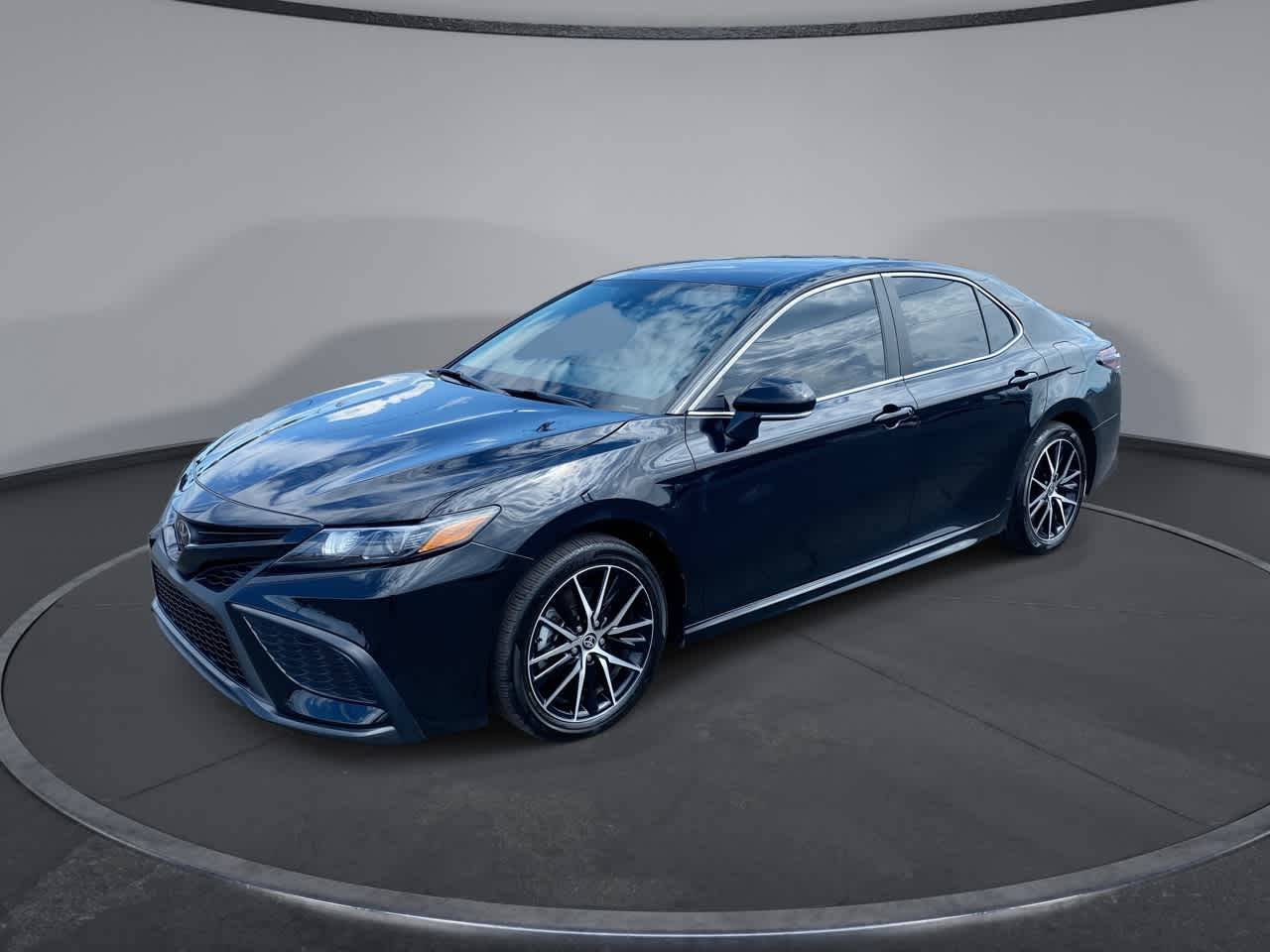 2024 Toyota Camry SE — Sedan — 24,693 mi — Medford, OR