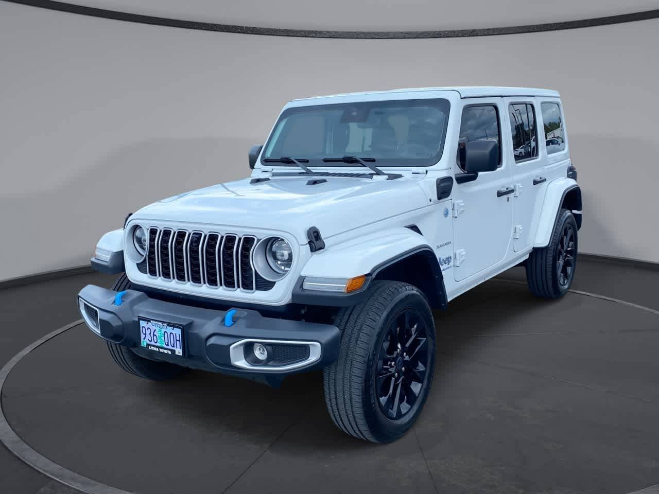 2024 Jeep Wrangler Sahara — SUV — 14,680 mi — Medford, OR