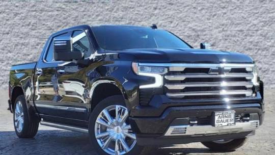 2024 Chevrolet Silverado 1500 High Country — Pickup Truck — 8,712 mi — Wilmington, IL