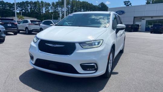 2023 Chrysler Pacifica Touring L — Minivan — 60,482 mi — Morehead City, NC