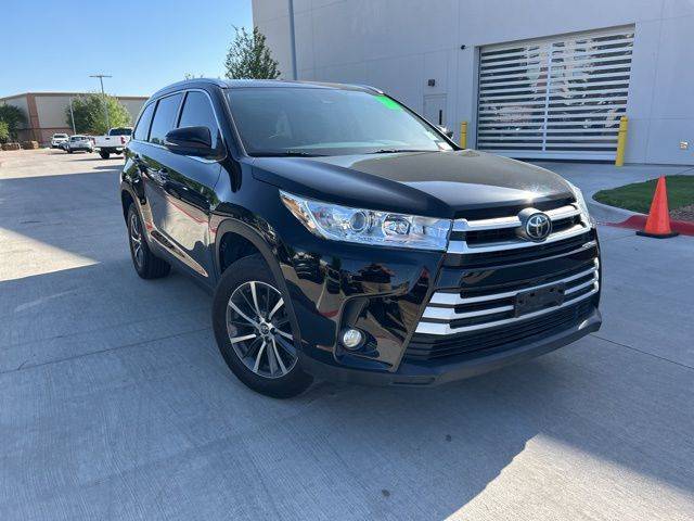 2019 Toyota Highlander XLE — SUV — 23,676 mi — McKinney, TX