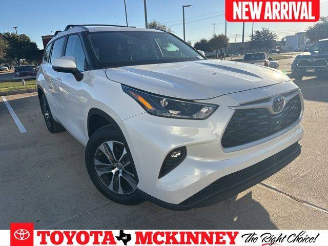 2024 Toyota Highlander XLE — SUV — 5,804 mi — McKinney, TX