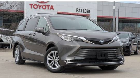 2022 Toyota Sienna Limited — Minivan — 56,228 mi — McKinney, TX