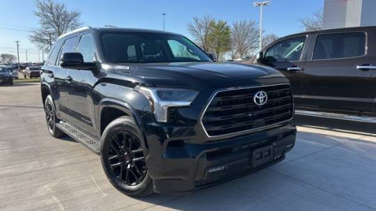 2023 Toyota Sequoia SR5