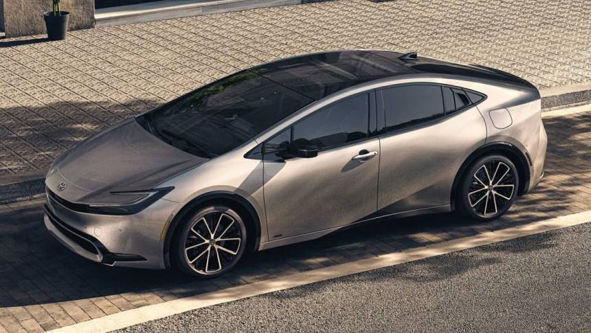 2024 Toyota Prius XLE — Hatchback — 12,588 mi — McKinney, TX