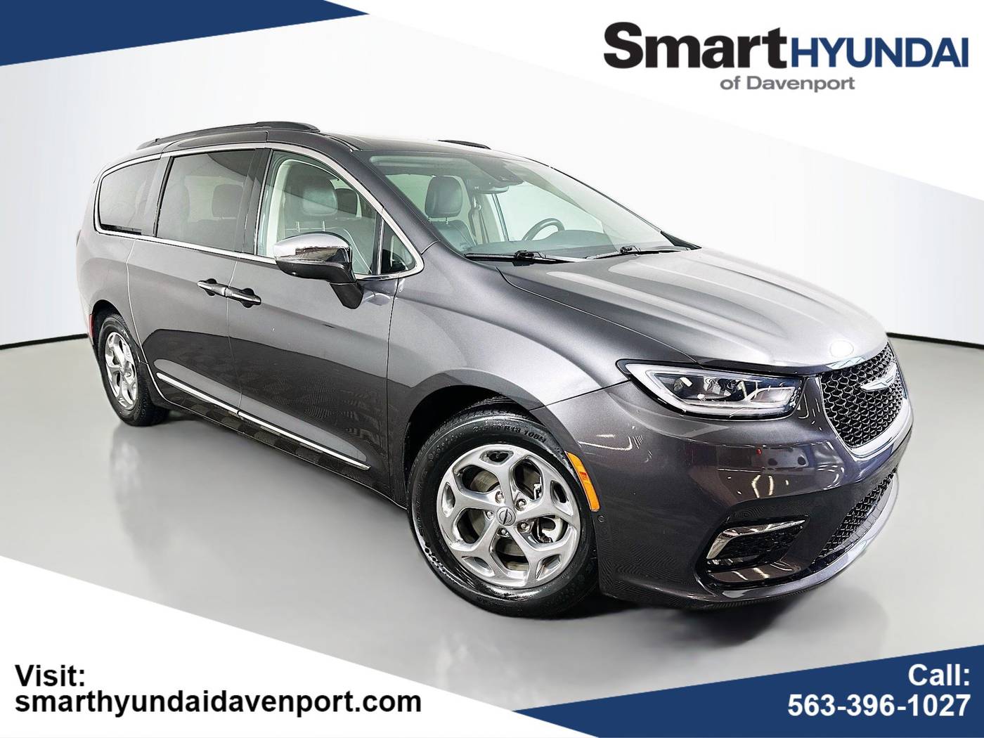 2021 Chrysler Pacifica Touring L — Minivan — 62,735 mi — Davenport, IA