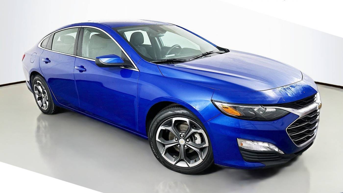 2023 Chevrolet Malibu LT — Sedan — 62,399 mi — Davenport, IA