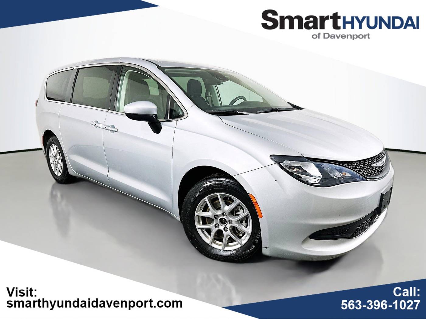 2023 Chrysler Voyager LX — Minivan — 62,989 mi — Davenport, IA