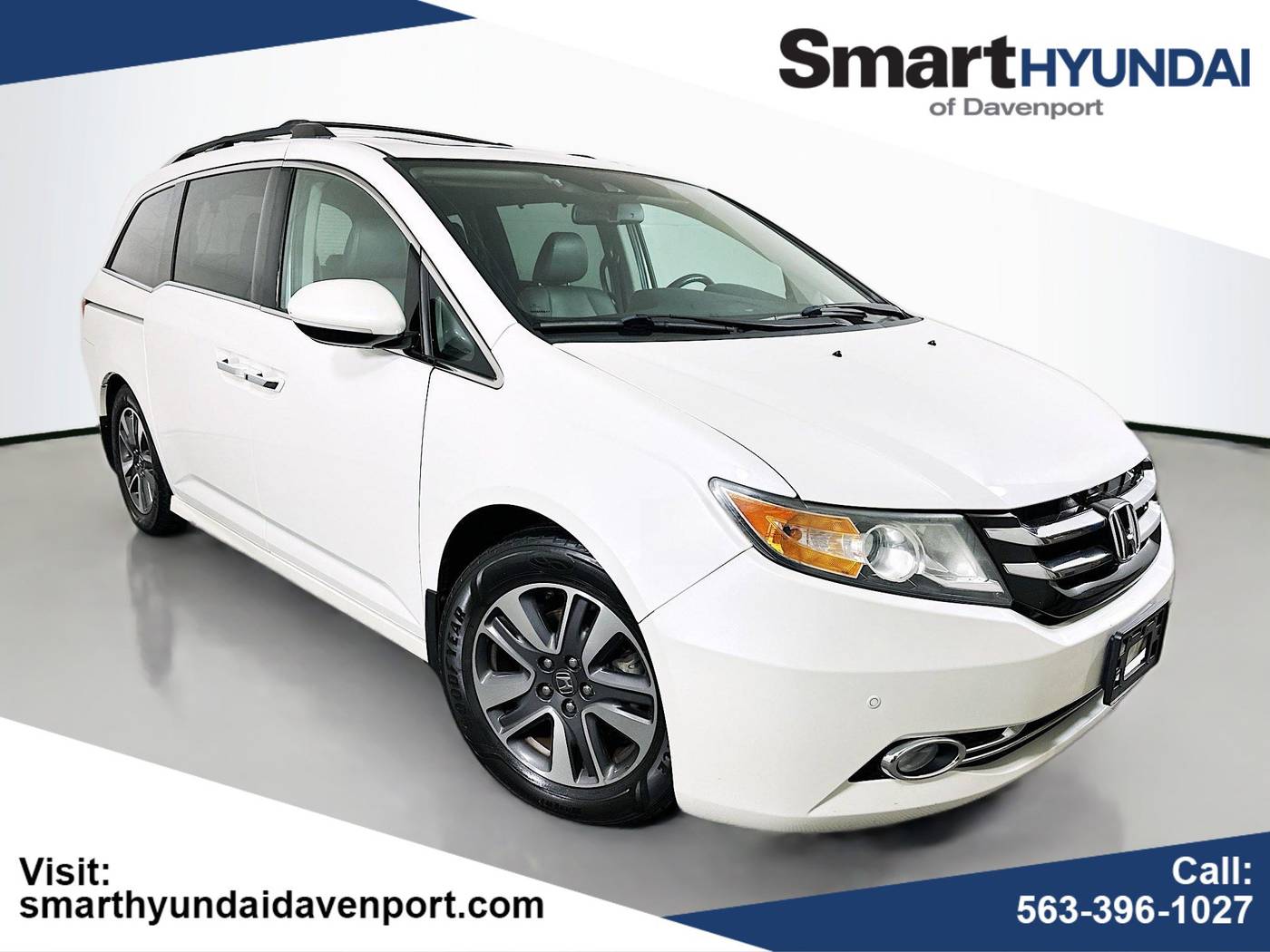 2014 Honda Odyssey Touring — Minivan — 148,460 mi — Davenport, IA
