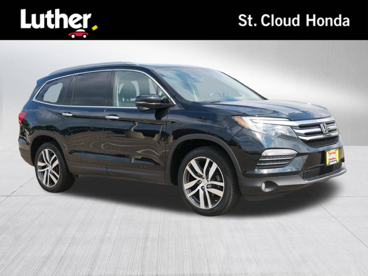 2017 Honda Pilot Touring — SUV — 114,414 mi — Wait Park, MN