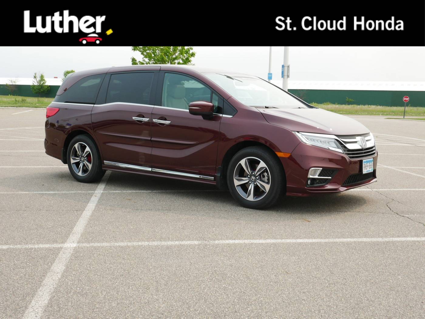 2018 Honda Odyssey Touring — Minivan — 30,000 mi — Wait Park, MN