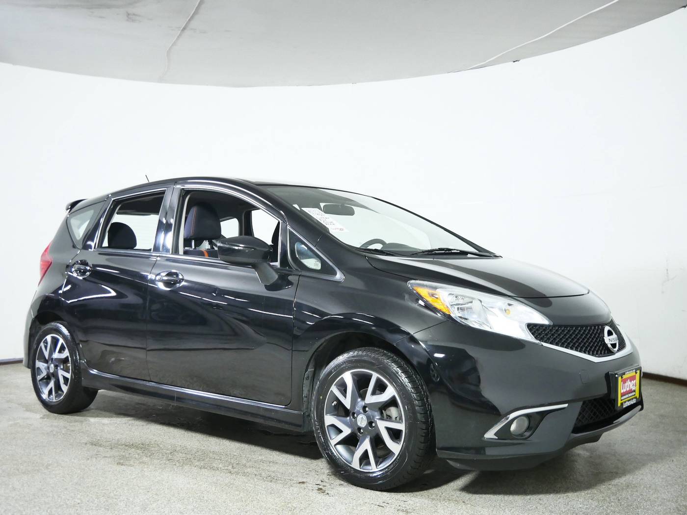 2015 Nissan Versa 1.6 SR — Hatchback — 152,601 mi — Wait Park, MN